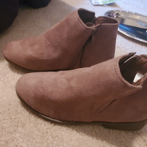Shoes - Suede boots